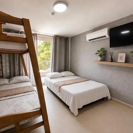 Hotel Delmar