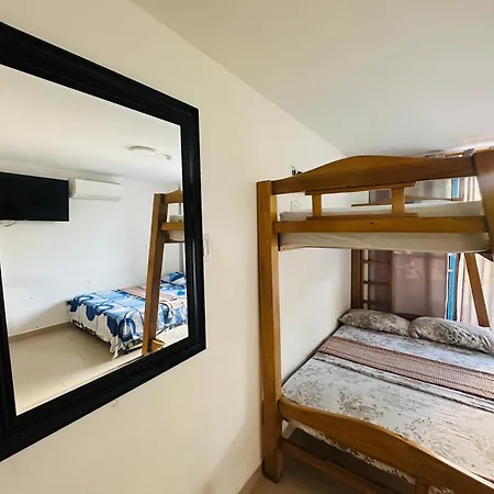 Hotel Delmar